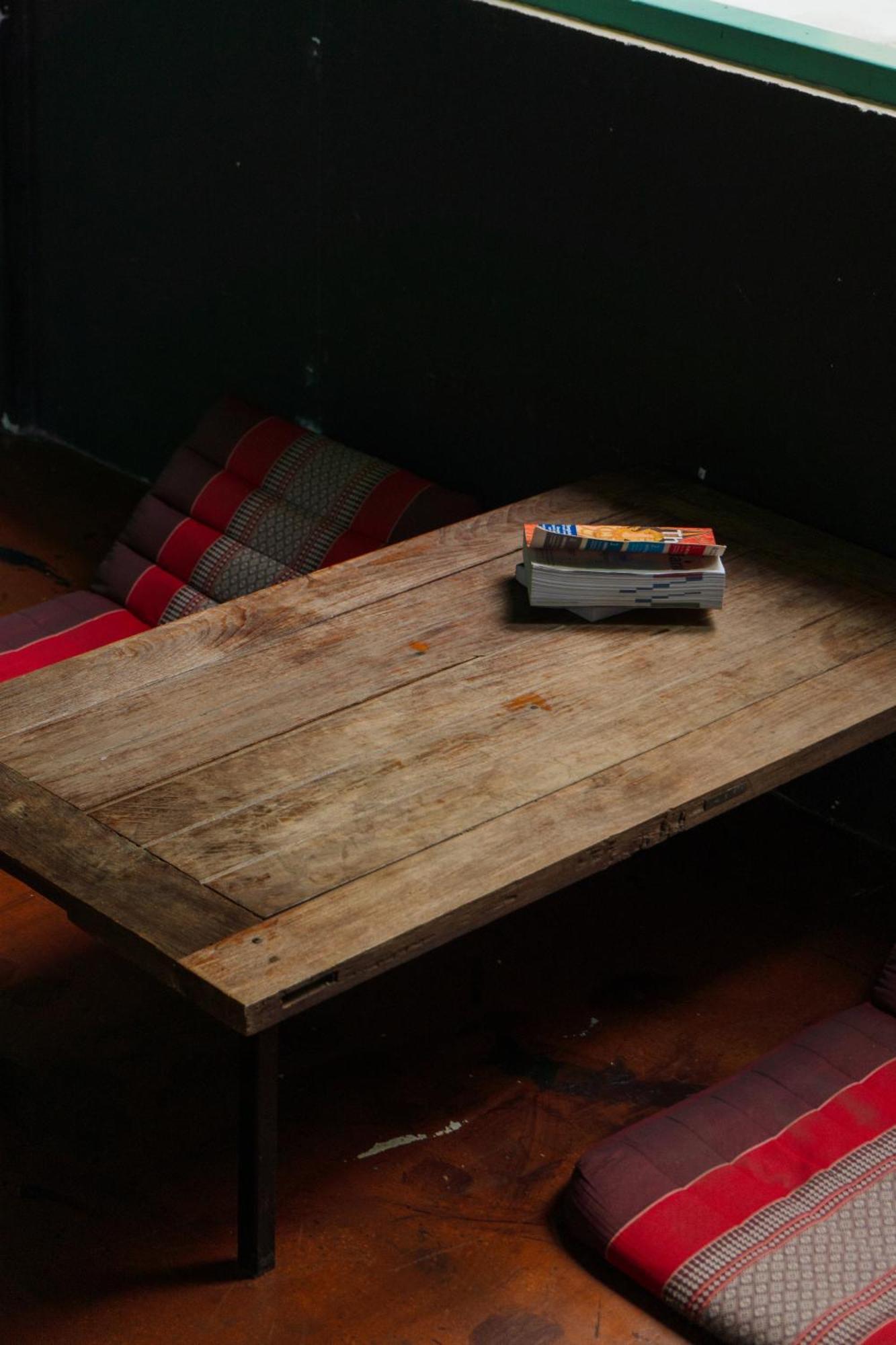 2Street Hostel (Adults Only) Σούρατ Τανί Εξωτερικό φωτογραφία